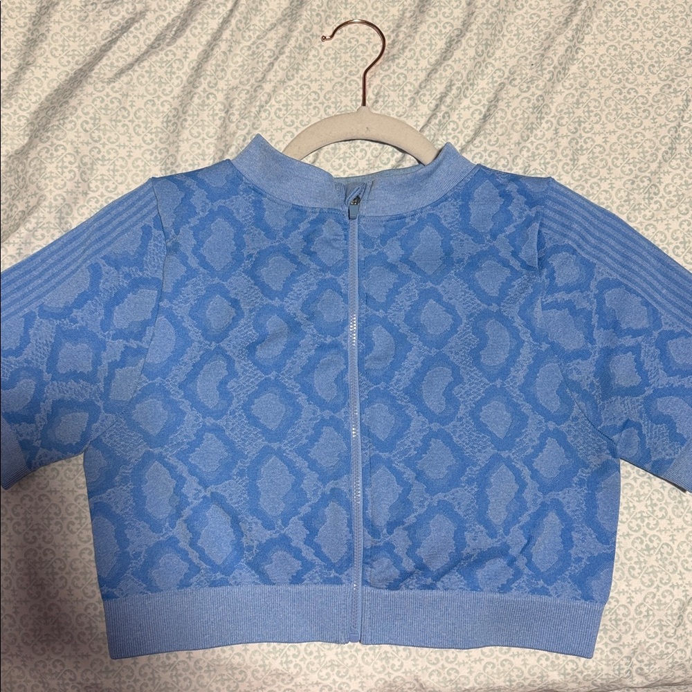 Blue Snake Print Two-Piece Set - Picture 7 of 7